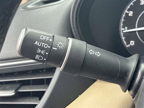 Used 2022 Acura TLX image 25