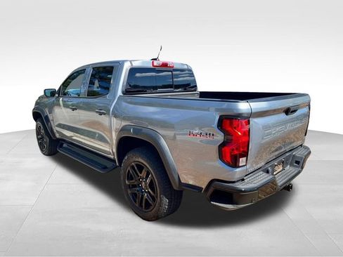 Used 2023 Chevrolet Colorado Trail Boss w/ Technology Package AWD/4WD image 5
