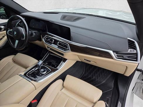Used 2021 BMW X5 sDrive40i w/ M Sport Package RWD image 30