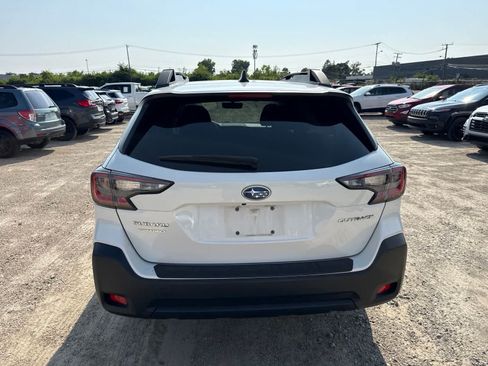 Used 2024 Subaru Outback Premium AWD/4WD image 13