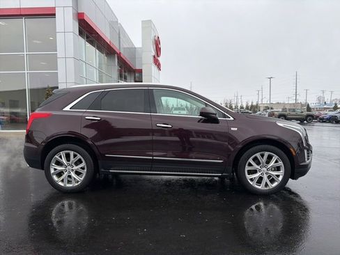 Used 2018 Cadillac XT5 Luxury w/ LPO, Sport Package image 8