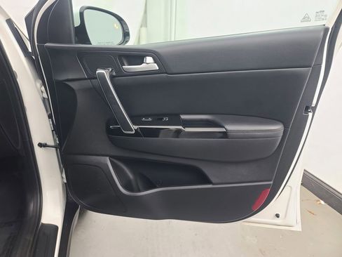 Used 2020 Kia Sportage EX image 14