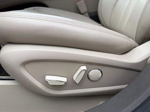 Certified 2023 Lincoln Nautilus FWD w/ Premium Package image 14