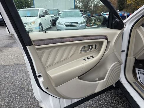 Used 2011 Ford Taurus Limited w/ 301A Rapid Spec Order Code image 9