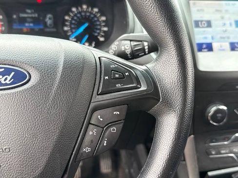 Used 2020 Ford Edge SE FWD image 31