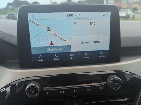 Used 2021 Ford Escape SE w/ Cold Weather Package image 12