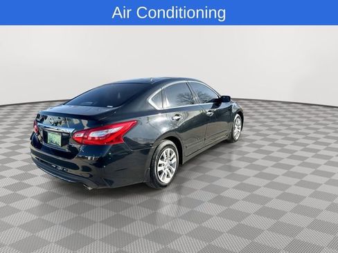 Used 2016 Nissan Altima 2.5 S w/ Power Driver Seat Package image 9