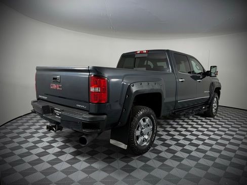 Used 2019 GMC Sierra 2500 Denali image 11
