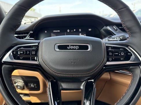 New 2026 Jeep Grand Cherokee Summit AWD/4WD image 18