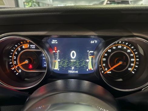 Used 2021 Jeep Wrangler Unlimited Sahara w/ Uconnect 4C Nav & Sound Group image 19