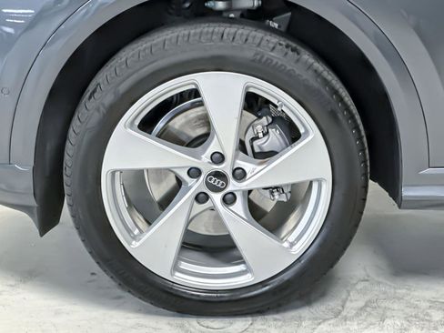 Certified 2025 Audi Q5 Premium Plus w/ Premium Plus image 26