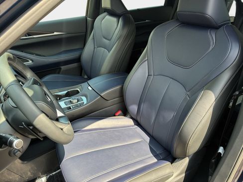 Certified 2026 INFINITI QX60 Sport AWD/4WD image 15