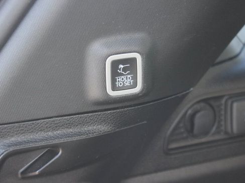 Used 2023 Jeep Grand Cherokee Altitude image 25