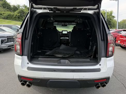 Certified 2022 Chevrolet Tahoe RST w/ Sport Performance Package AWD/4WD image 12
