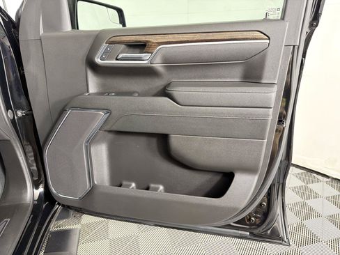 Used 2024 GMC Sierra 1500 Elevation AWD/4WD image 12