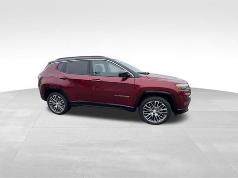 Used 2022 Jeep Compass Limited w/ Elite Group AWD/4WD image 11