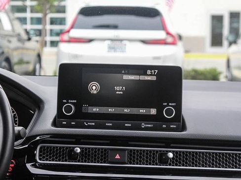 Used 2025 Honda Civic Sport Touring image 18