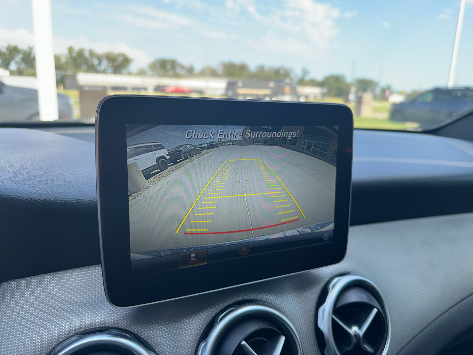 Used 2018 Mercedes-Benz GLA 250 4MATIC w/ Premium Package image 22