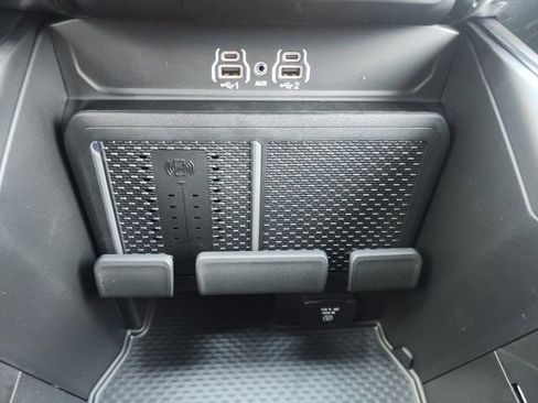 New 2026 RAM 1500 Laramie w/ Sport Appearance Package AWD/4WD image 9