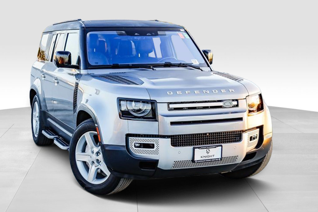 Used 2023 Land Rover Defender 130 SE AWD/4WD image 2