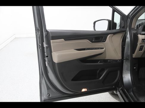 Used 2018 Honda Odyssey EX-L image 4