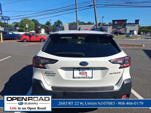 Used 2023 Subaru Outback Limited AWD/4WD image 8