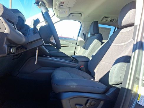 New 2026 Ford Explorer Active image 8