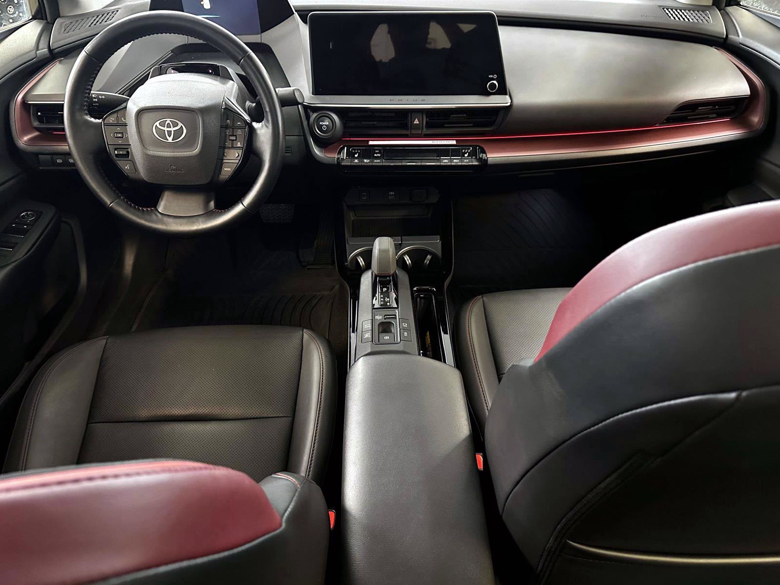 Certified 2024 Toyota Prius Prime FWD image 19