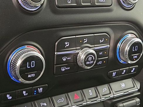 Used 2024 GMC Sierra 3500 Denali Ultimate image 5