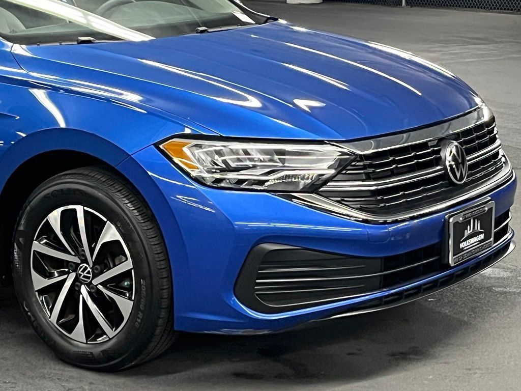 Used 2022 Volkswagen Jetta S FWD image 37