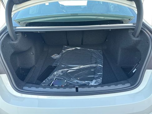 New 2026 BMW 330i Sedan w/ Premium Package image 13