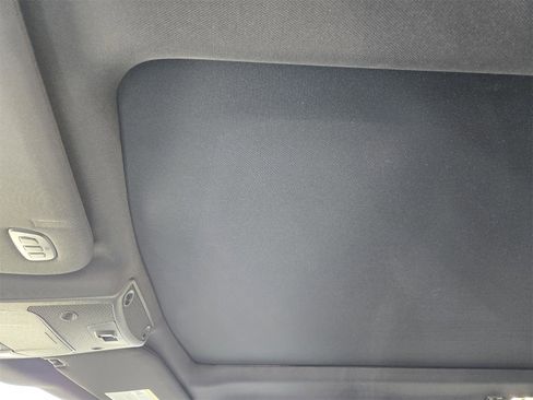 Used 2015 Ford F150 Lariat image 24