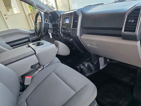 Used 2018 Ford F150 XLT w/ XTR Package image 23