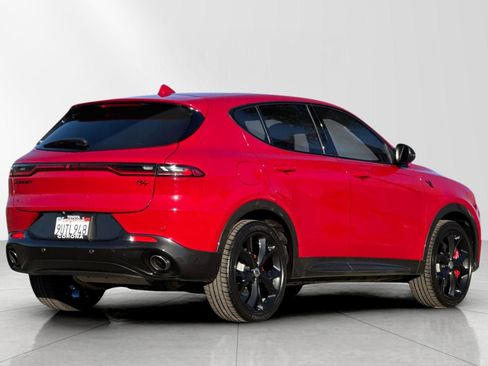 Used 2024 Dodge Hornet R/T image 3