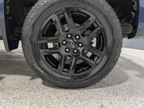 Used 2021 Chevrolet Silverado 1500 Custom w/ LPO, Blackout Package image 12