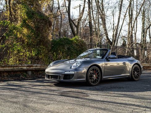 Used 2012 Porsche 911 Carrera 4 GTS AWD/4WD image 20