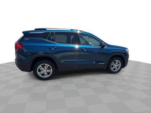Certified 2020 GMC Terrain SLE w/ Driver Convenience Package AWD/4WD image 9