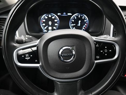 Used 2019 Volvo XC90 T6 Momentum w/ Protection Package Premier image 13