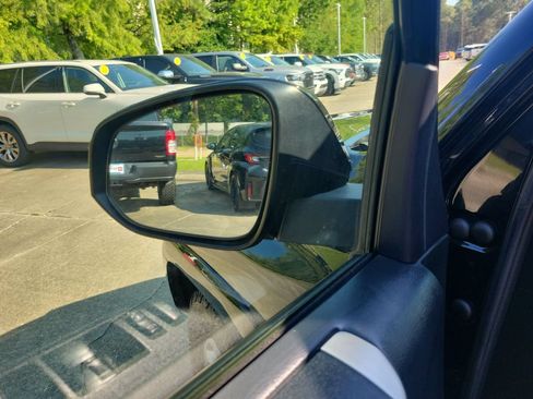 Used 2021 Toyota 4Runner SR5 RWD image 11