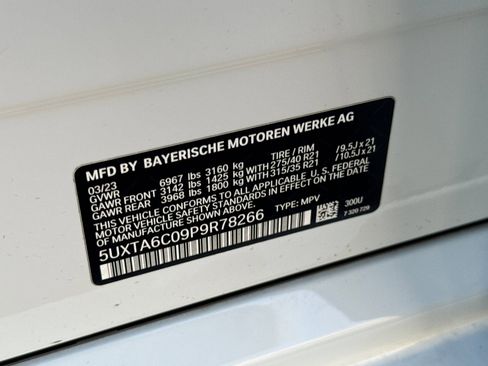 Certified 2023 BMW X5 xDrive45e w/ M Sport Package image 39