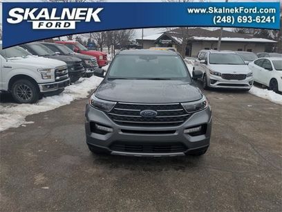 Certified 2021 Ford Explorer XLT w/ Equipment Group 202A
