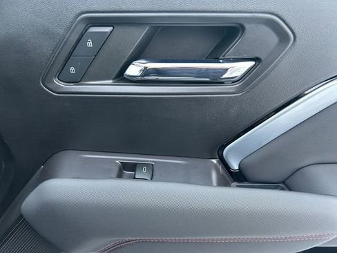 Used 2023 Chevrolet Colorado Z71 image 21