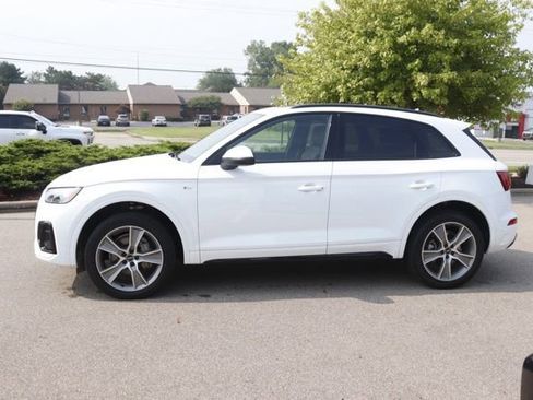 Used 2025 Audi Q5 2.0T Premium w/ Convenience Plus Package image 8
