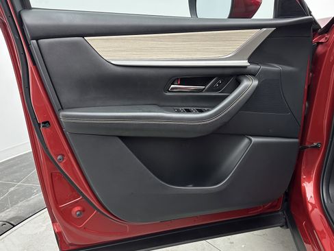 Used 2024 MAZDA CX-90 Plug-In Hybrid w/ Preferred image 11