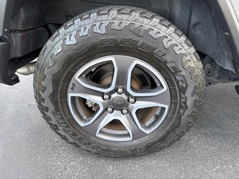 Used 2020 Jeep Wrangler Unlimited Sport image 25