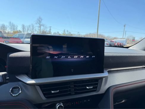 New 2026 Ford Explorer ST-Line image 13