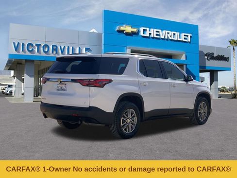 Certified 2023 Chevrolet Traverse LT FWD image 4