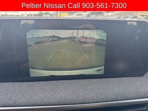 Used 2025 Nissan Kicks SV w/ Illumination Package image 18