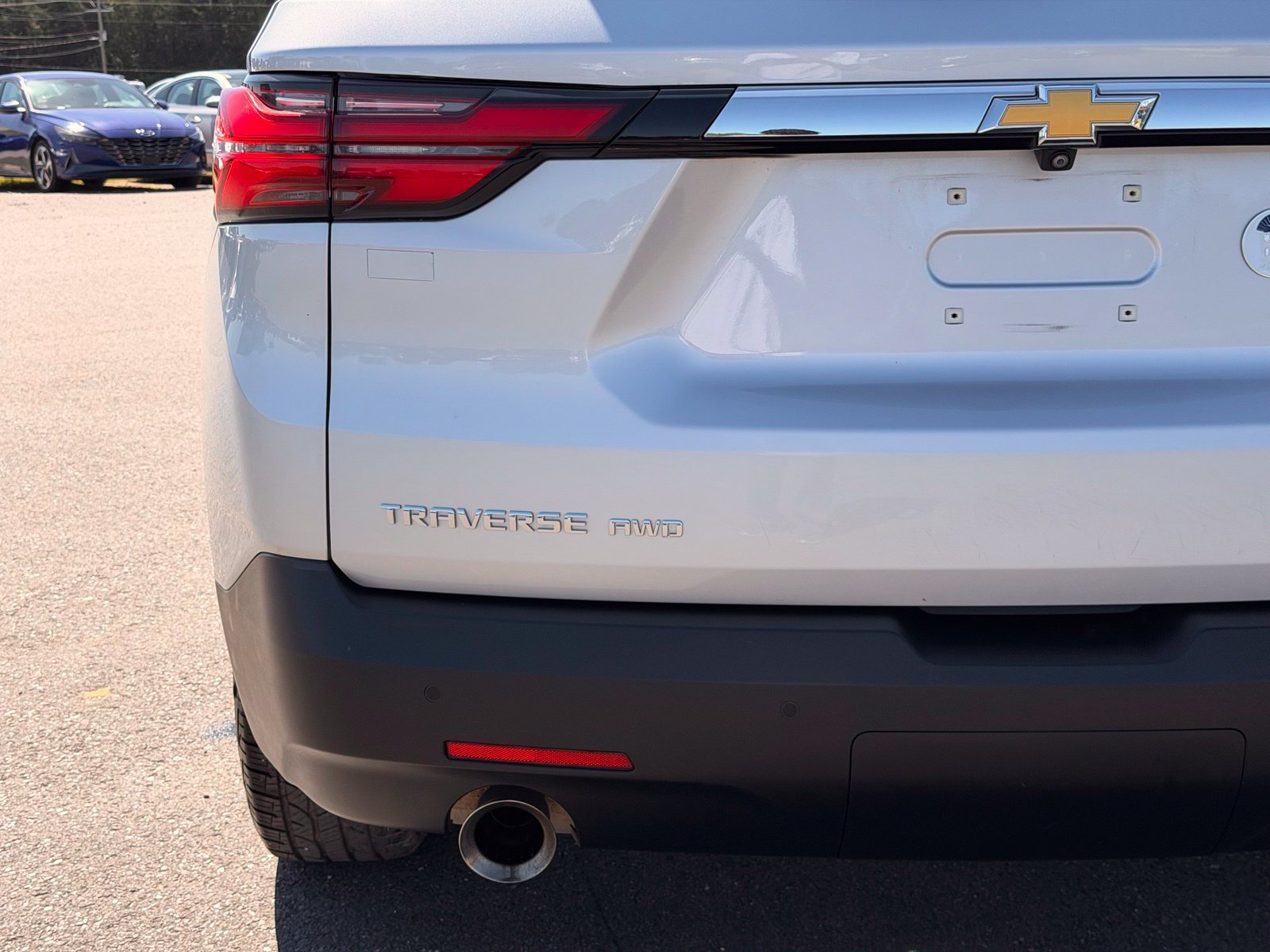 Used 2022 Chevrolet Traverse LT AWD/4WD image 11