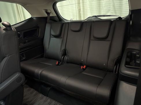 Certified 2025 Subaru Ascent Limited image 33